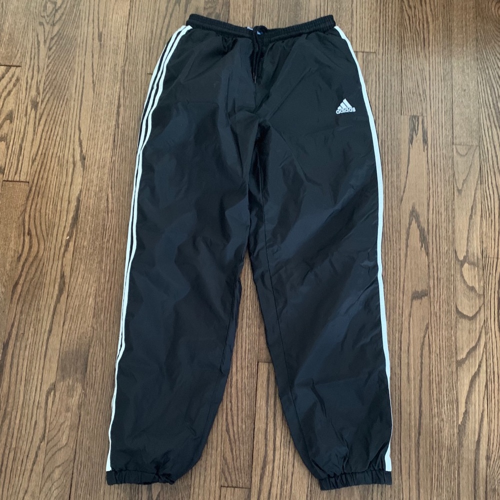 Adidas windbreaker pants size M